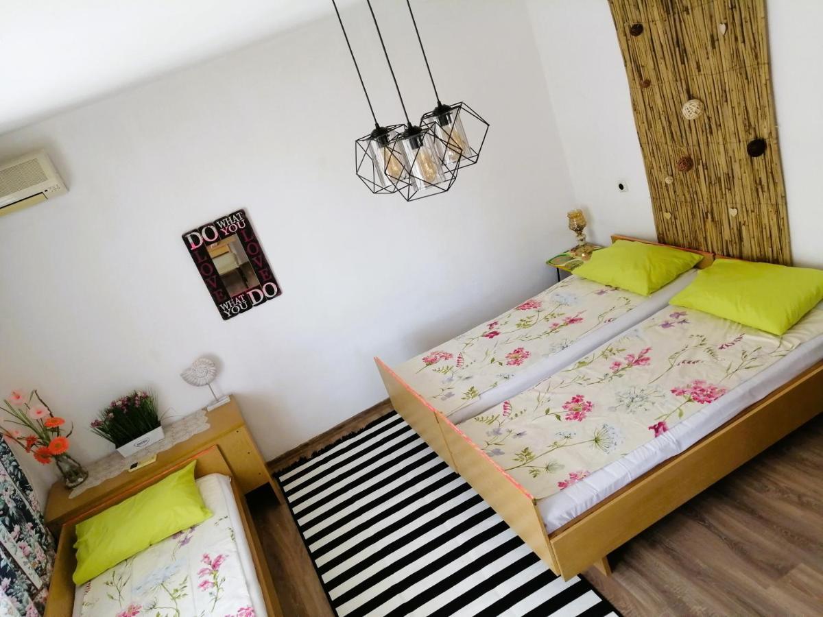 Guest House Hei Taka Созопол Екстериор снимка