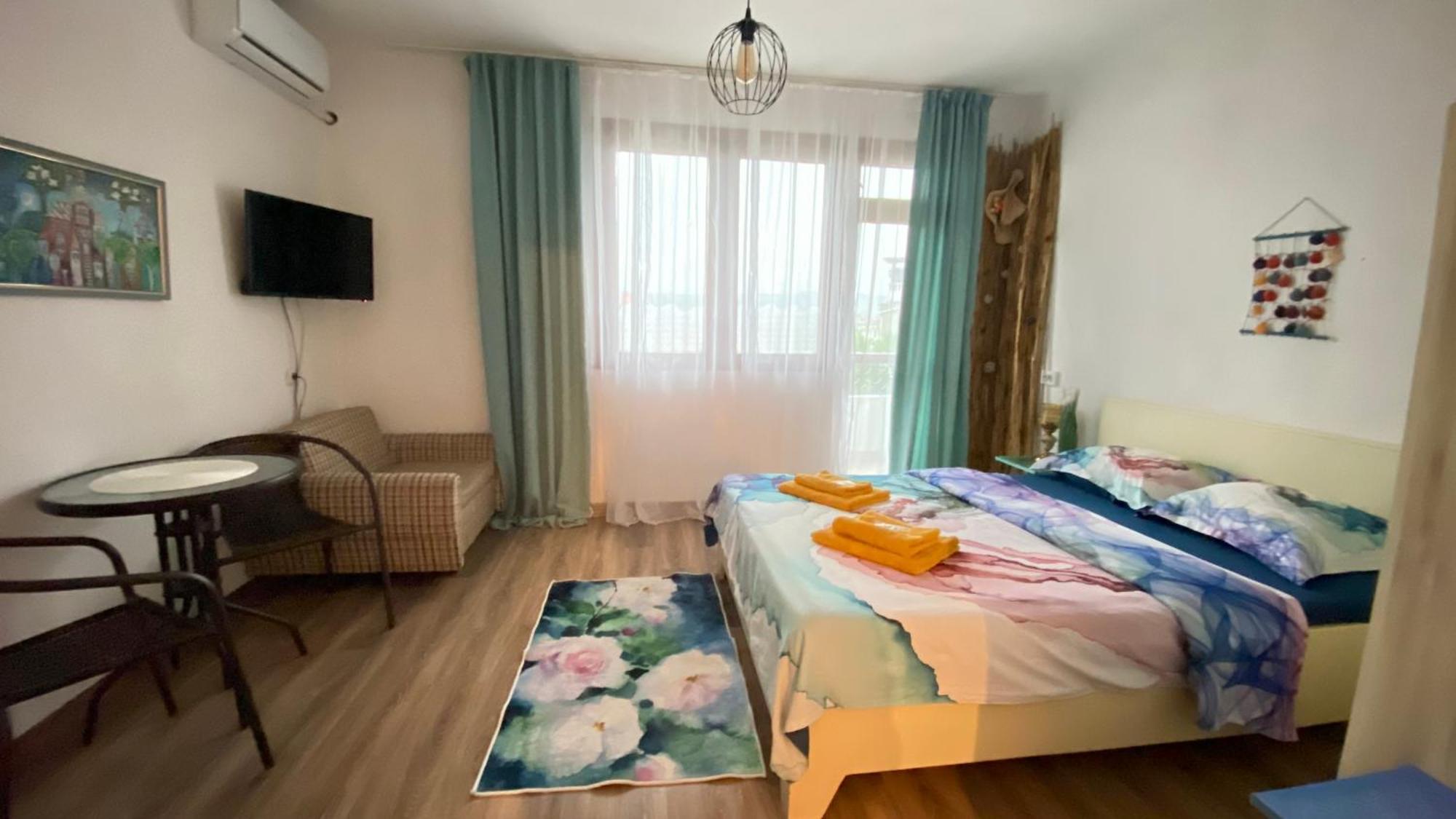 Guest House Hei Taka Созопол Екстериор снимка