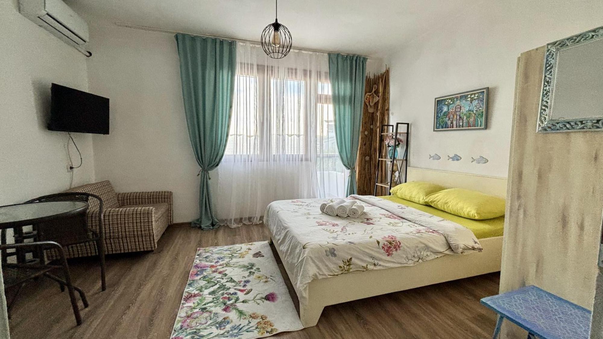 Guest House Hei Taka Созопол Екстериор снимка